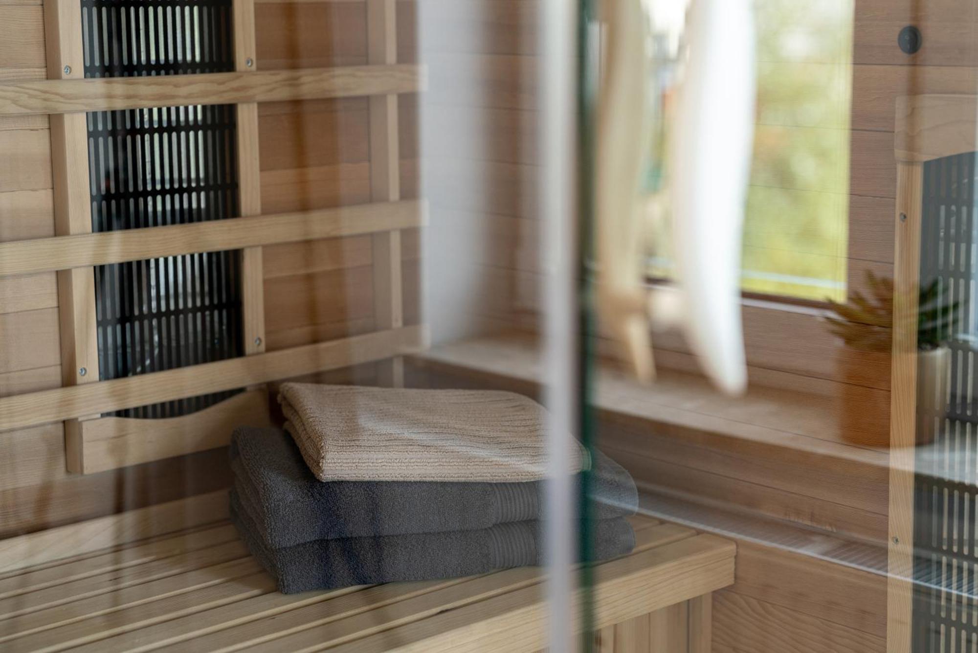 Apartament Z Jacuzzi & Sauna Chillout Kołobrzeg Exteriör bild